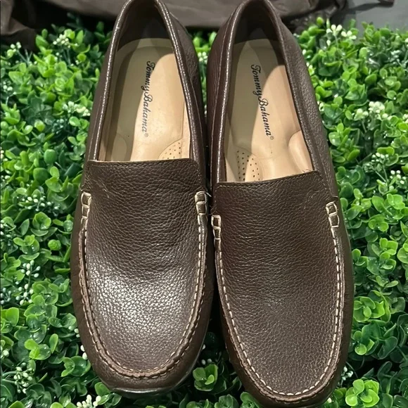 Tommy Bahama | Shoes | Tommy Bahama Brown Moccasinstyle  display picture 1